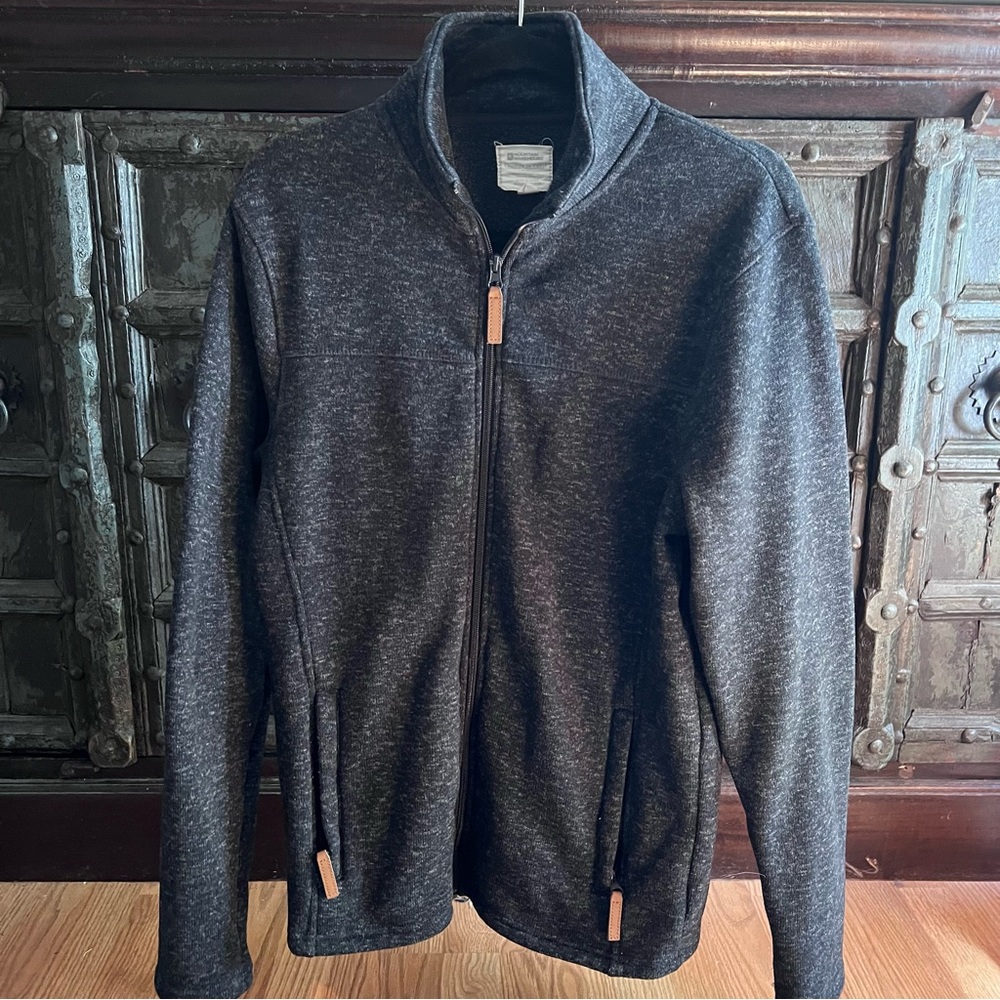Mountain Outerwear Fleece Lined Zip-up